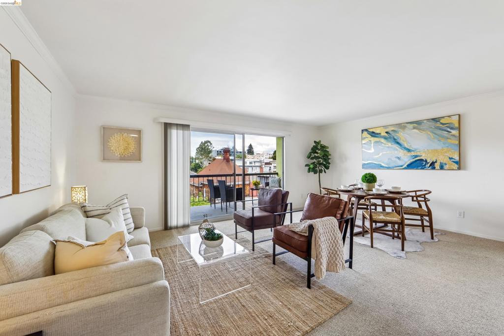 321 Warwick Ave 303