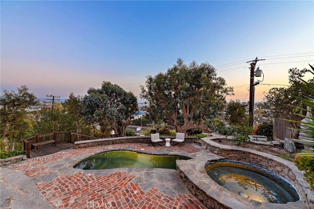 Kings Road (KGRD) - Residential