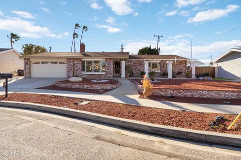 Photo of 4776 El Prado Street, Simi Valley, CA 93063 (MLS # 226000556)