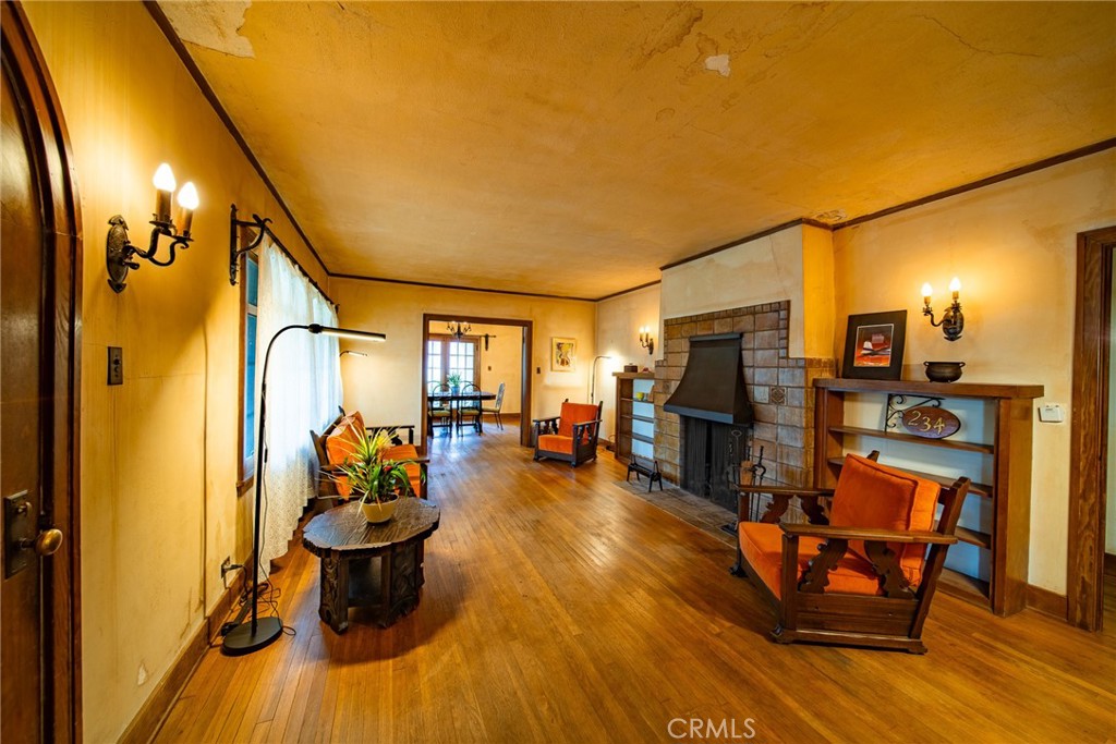 234 N Magnolia