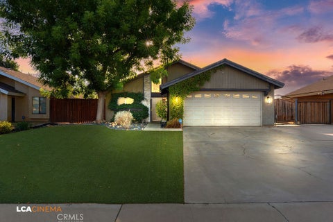 Photo of 3813 Rockcastle DR, Bakersfield, CA 93309 (MLS # BB26194716)