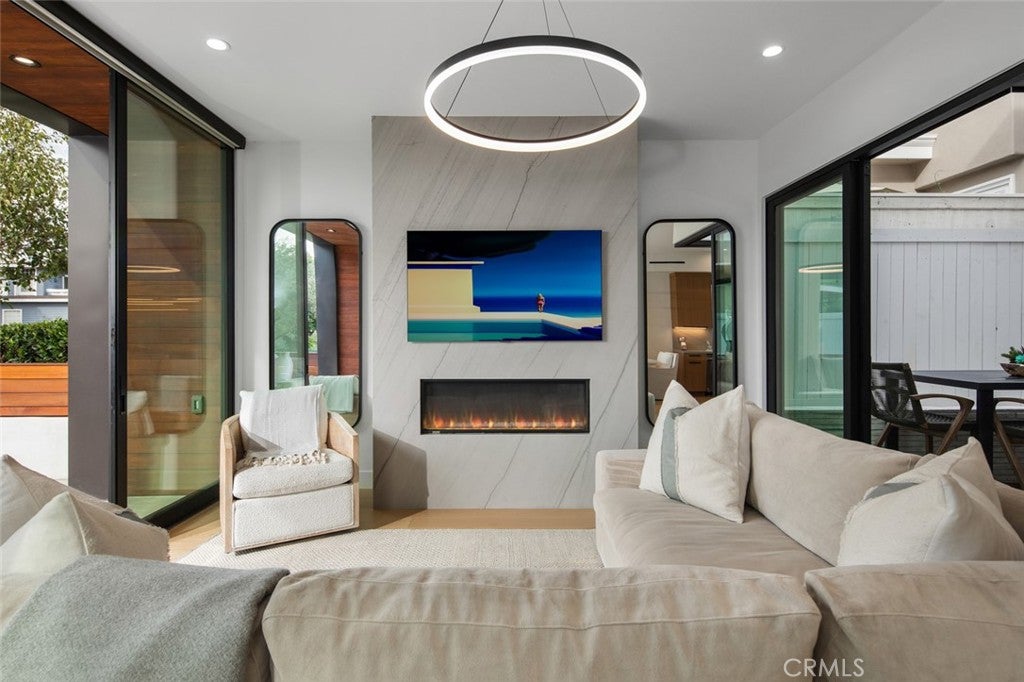 716 Orchid Avenue, Corona Del Mar CA 92625 - Photo 16