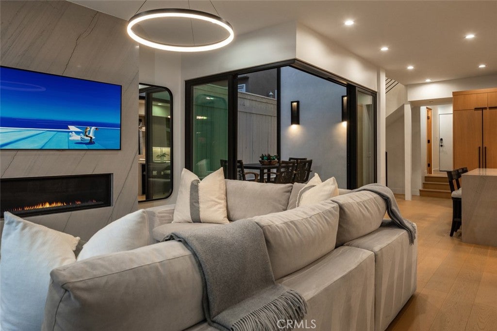716 Orchid Avenue, Corona Del Mar CA 92625 - Photo 17