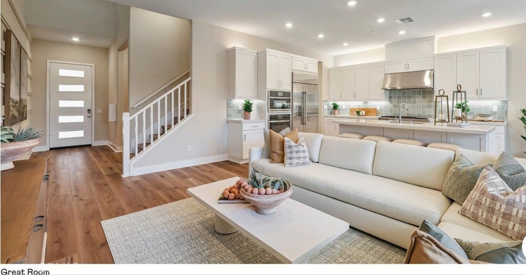 1388 Hummingbird Place 419