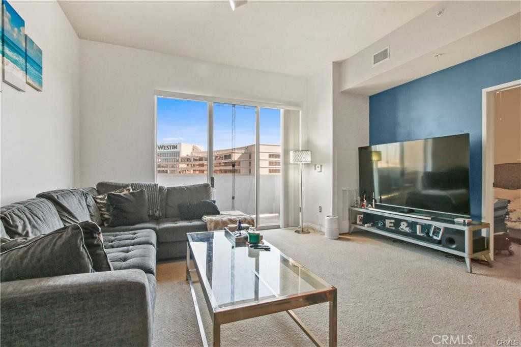388 E Ocean Boulevard 1412