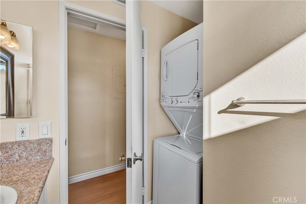 Mission Courts (R1) (MC) - Residential Lease