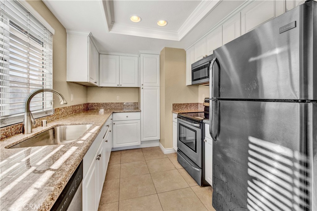 Mission Courts (R1) (MC) - Residential Lease