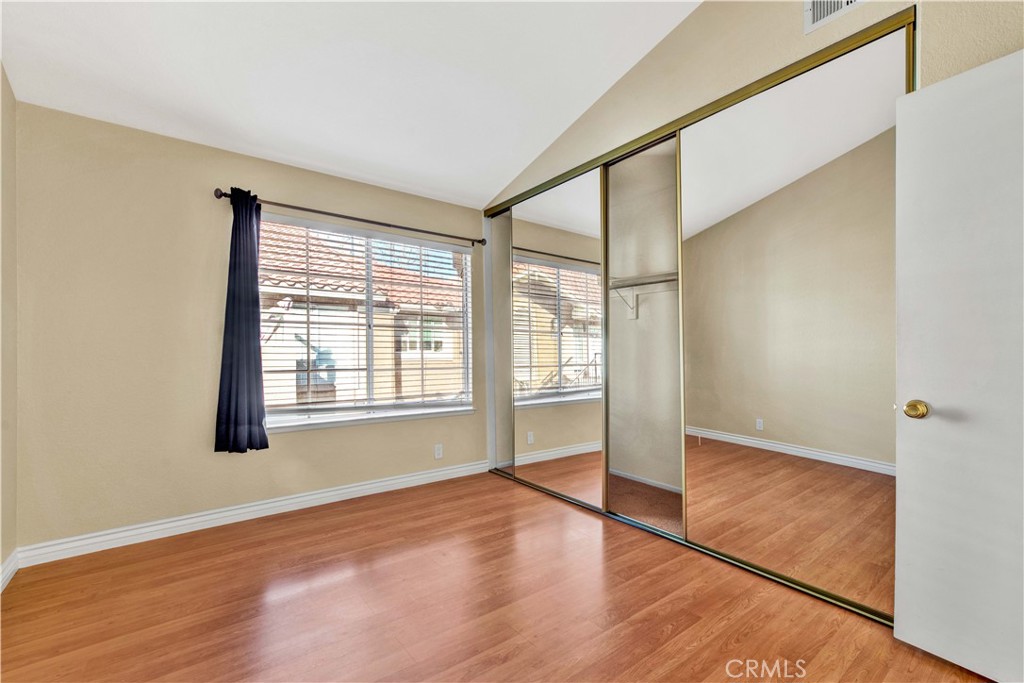 Mission Courts (R1) (MC) - Residential Lease