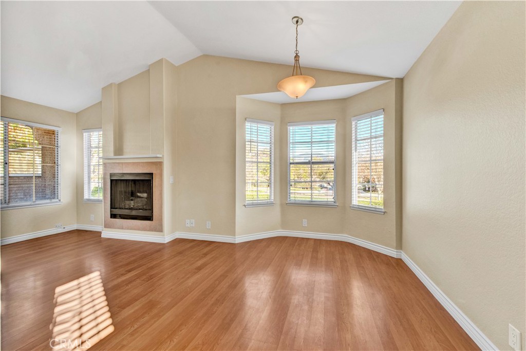 Mission Courts (R1) (MC) - Residential Lease