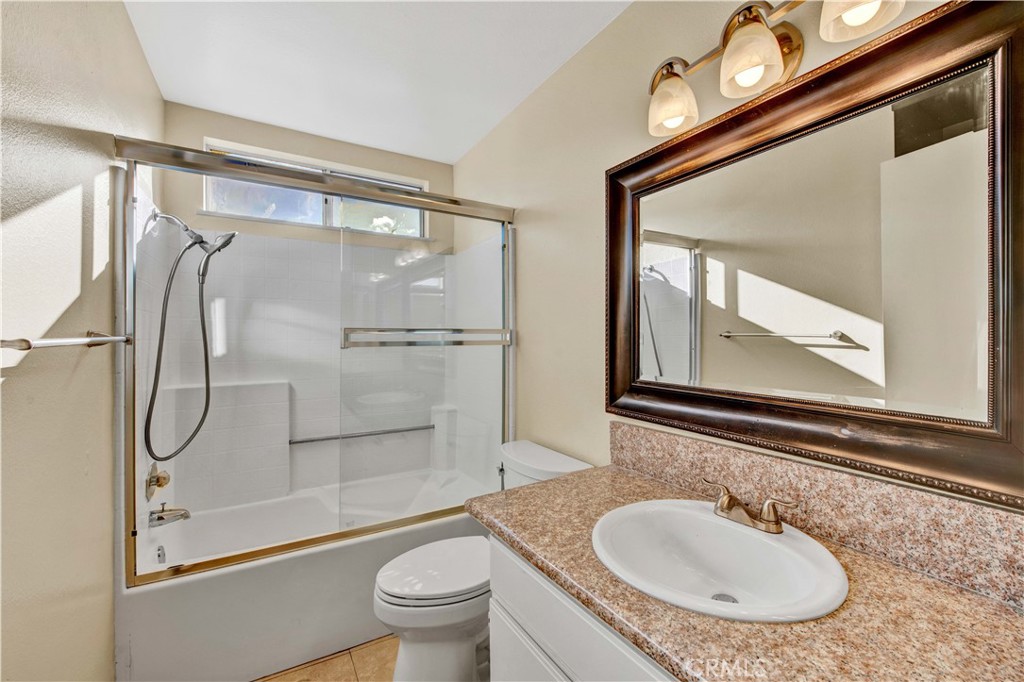 Mission Courts (R1) (MC) - Residential Lease