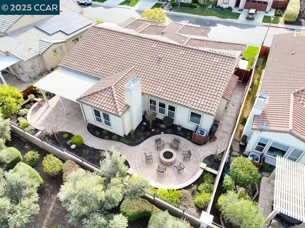 TRILOGY VINEYARDS - Residential