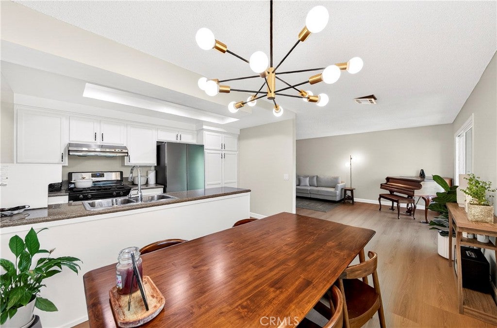 1525 Walnut Leaf Dr 211, Walnut CA 91789