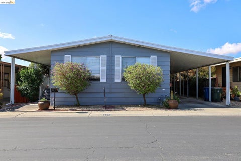 Photo of 125 Paulette Way WAY, Antioch, CA 94509 (MLS # 41147394)