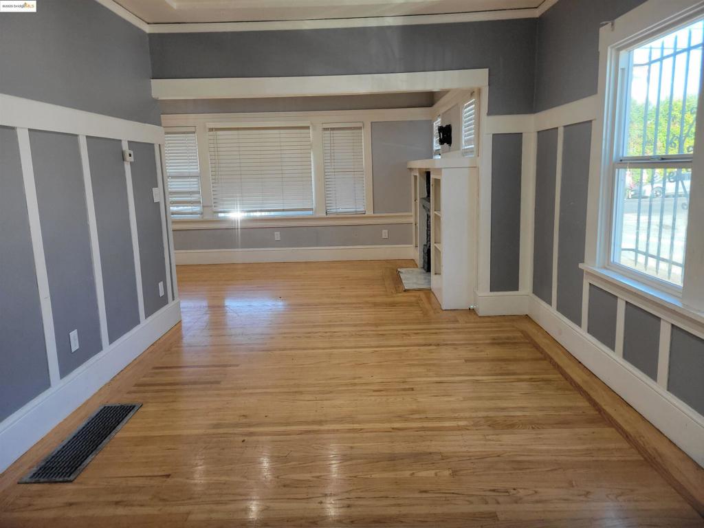 FRUITVALE - Residential