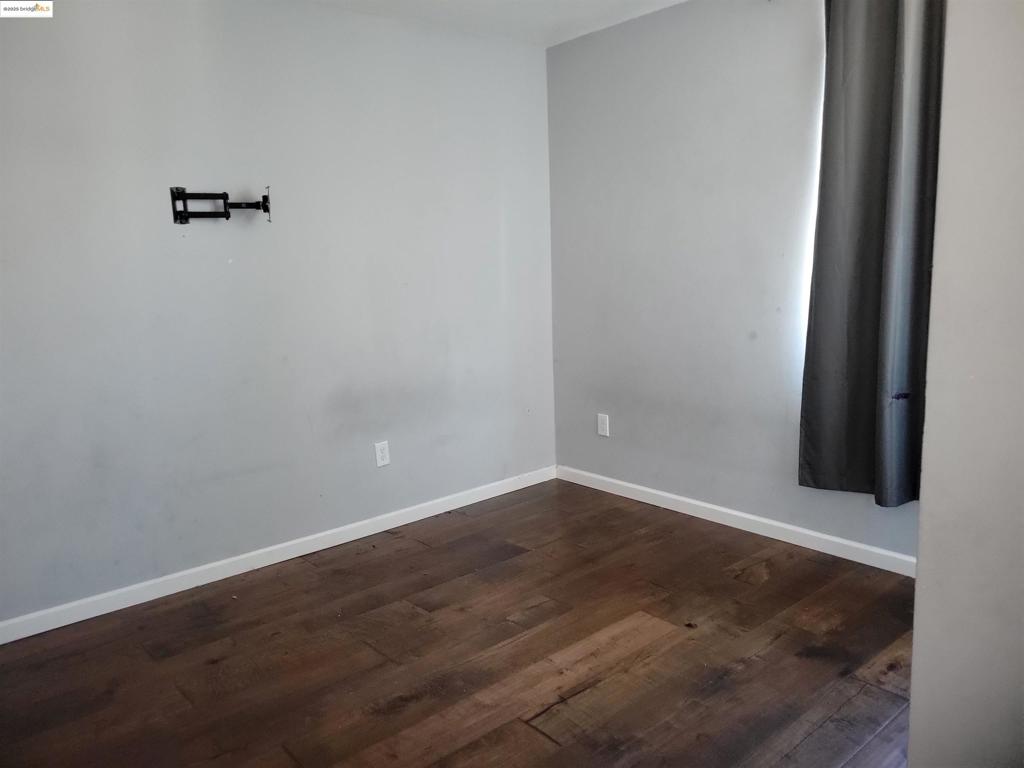 FRUITVALE - Residential