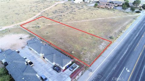 11 Navajo Road Apple Valley CA 92308