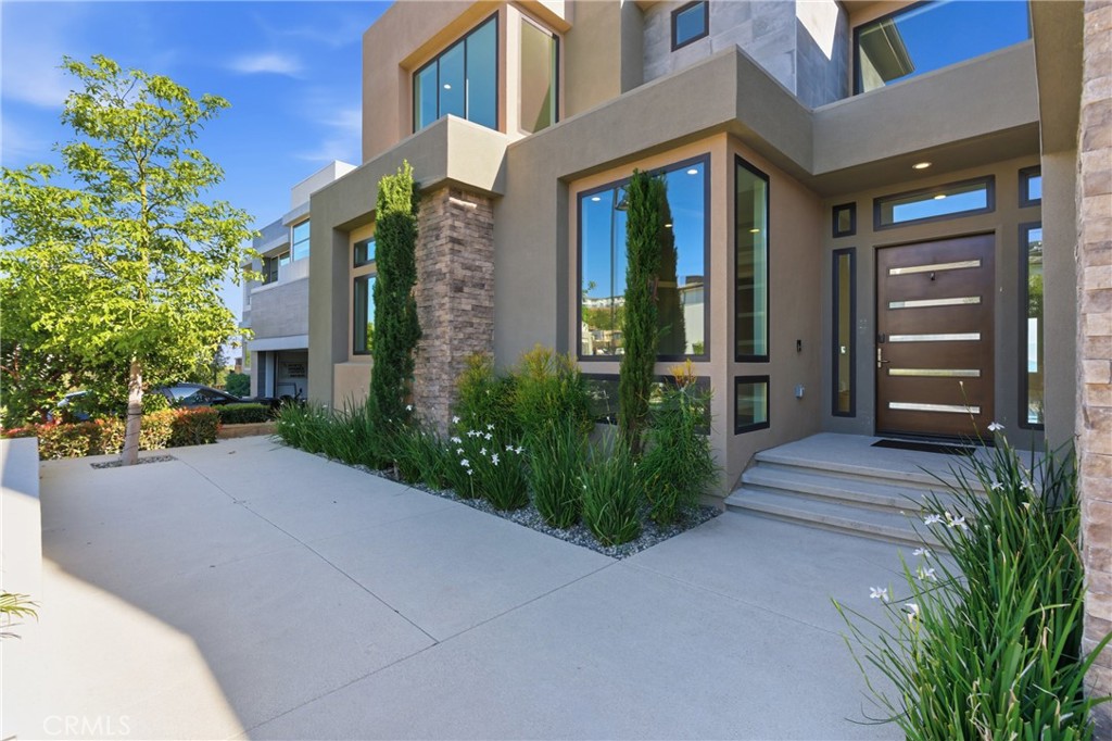 11527 N Darcy
