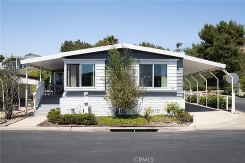 Photo of 115 Mira Adelante, San Clemente, CA 92673 (MLS # OC26109045)