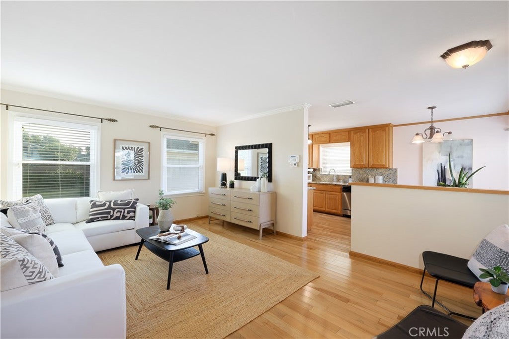 7627 Rundell