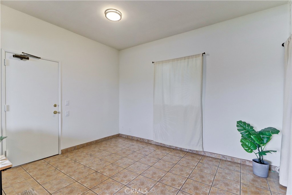 8200 Priscilla Street