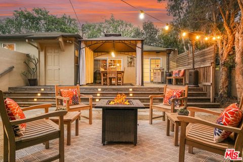 Photo of 10841 Wagner Street, Culver City, CA 90230 (MLS # 25521603)