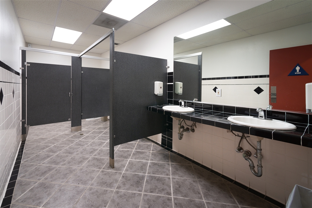 2555 Camino Del Rio South