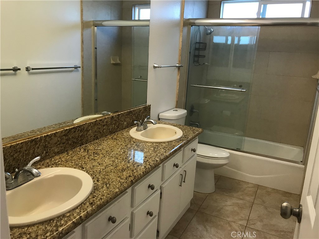 Woodcrest (WT) - Residential Lease