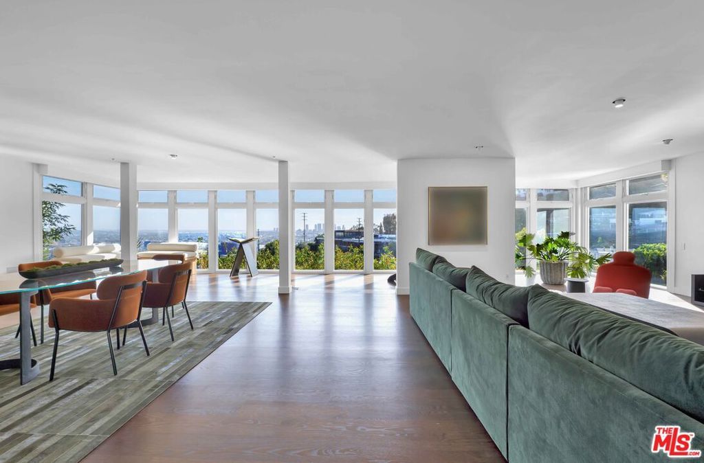 Photo of 8450 Carlton Way, Los Angeles, CA 90069 (MLS # 25529595)
