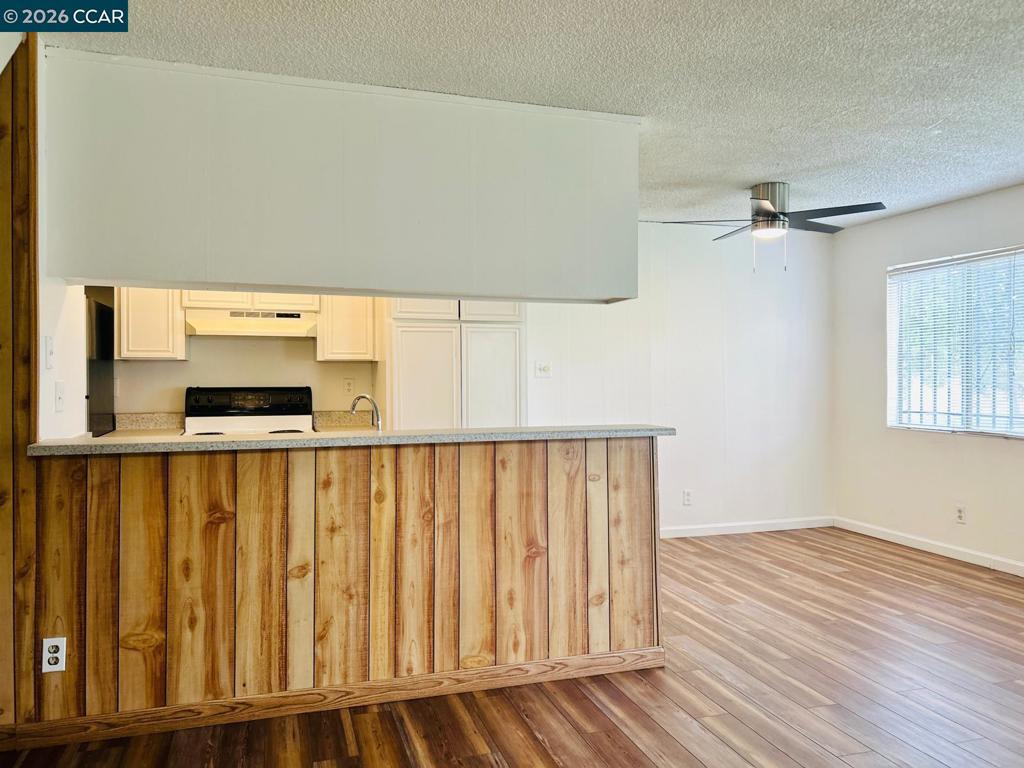 2409 Lemontree Ct 3