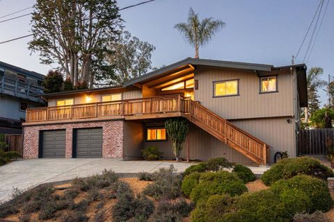 Photo of 427 Sumner Avenue, Aptos, CA 95003 (MLS # ML82046502)