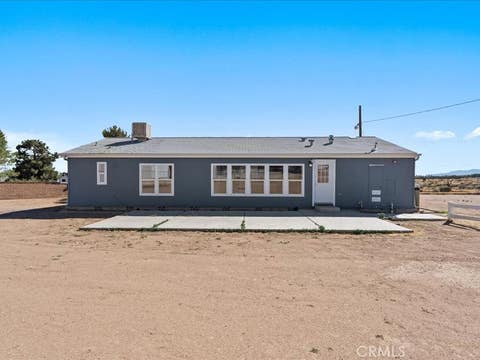 Photo of 5670 Hollister Road, Phelan, CA 92371 (MLS # CV26182420)