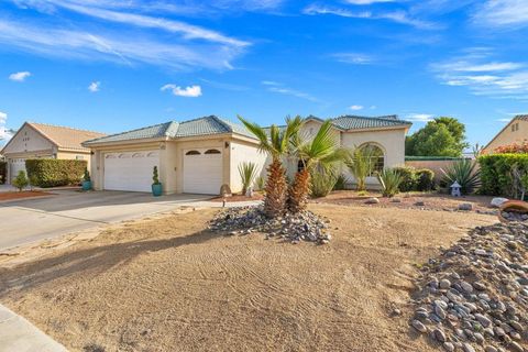 Photo of 27742 Avenida Maravilla, Cathedral City, CA 92234 (MLS # 219142995DA)