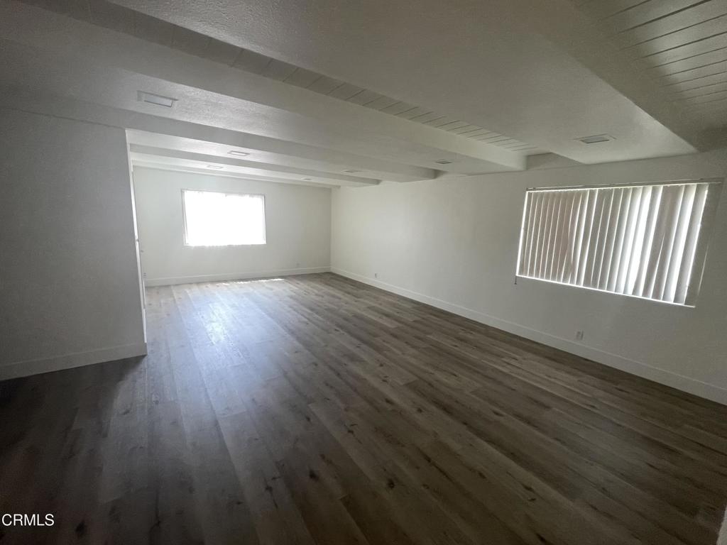 1525 N 7th Place