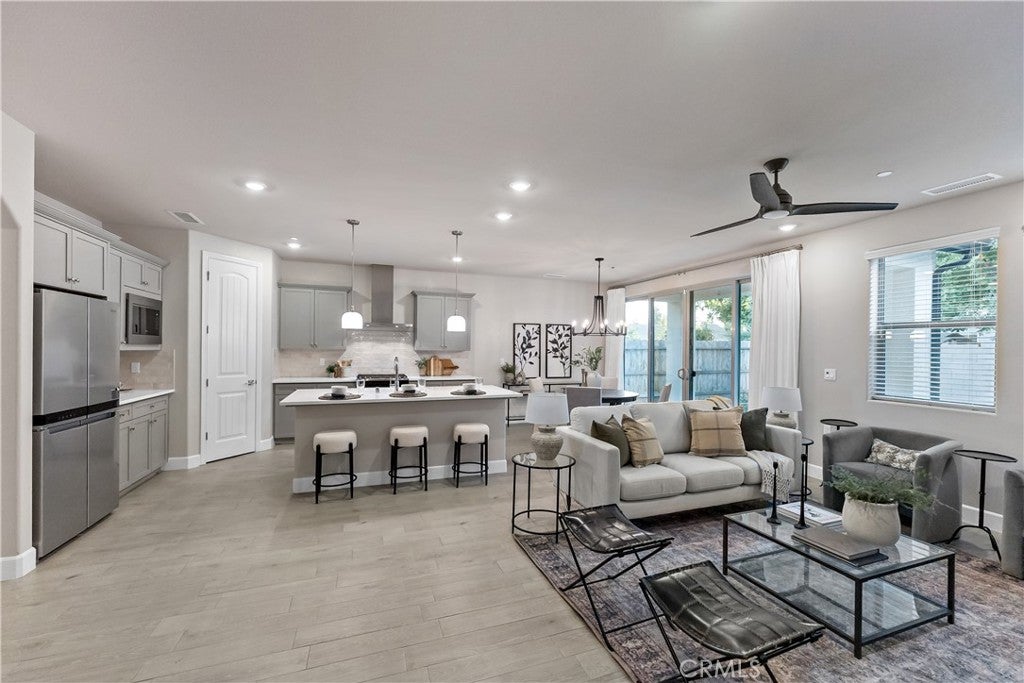 8649 N Whistler Drive