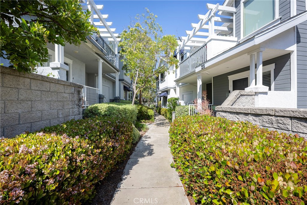 11 Coronado Cay Lane