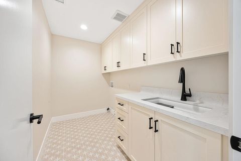 Tiny photo for 79150 Buff Bay Court, Bermuda Dunes, CA 92203 (MLS # 219147825DA)