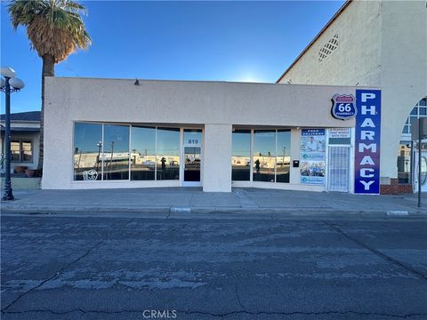 Photo of 821 W Broadway St, Needles, CA 92363 (MLS # SR26019790)
