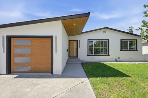 Photo of 813 San Petronio Avenue, Sunnyvale, CA 94085 (MLS # ML82052969)