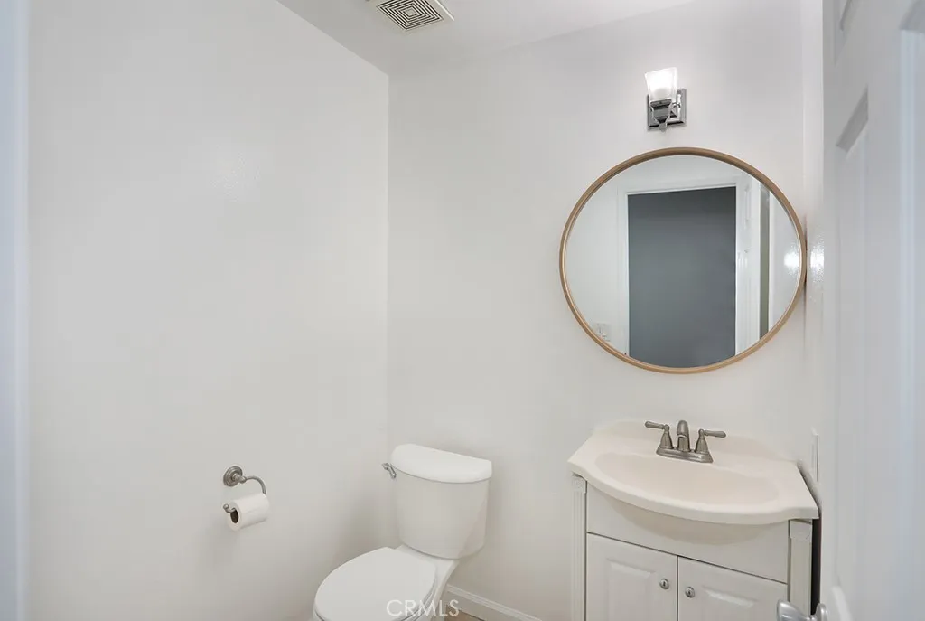 Garden Grove, California 92840, United States, 2 Bedrooms Bedrooms, ,1 BathroomBathrooms,Residential,Active,176010