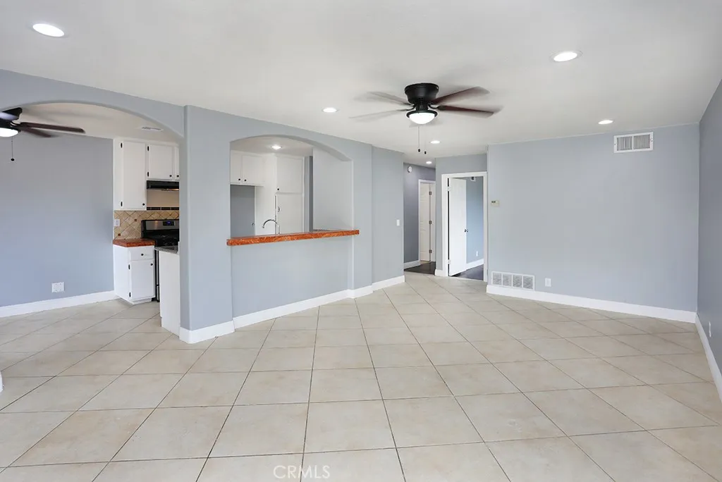 Garden Grove, California 92840, United States, 2 Bedrooms Bedrooms, ,1 BathroomBathrooms,Residential,Active,176010