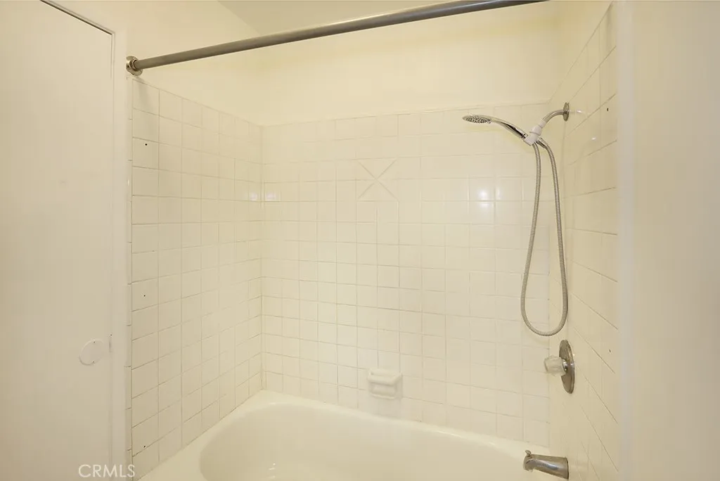 Garden Grove, California 92840, United States, 2 Bedrooms Bedrooms, ,1 BathroomBathrooms,Residential,Active,176010