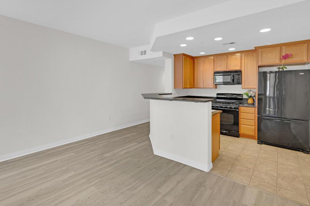 842 Tarragon Lane 1203