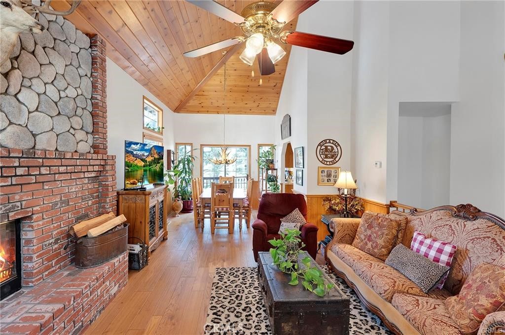 615 San Benito