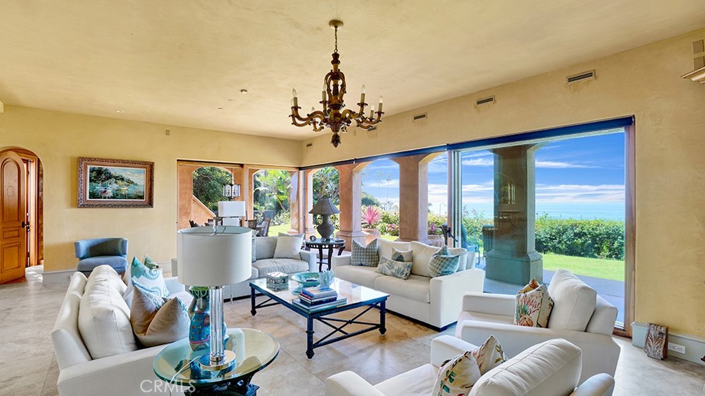 Ritz Cove (RC) - Residential
