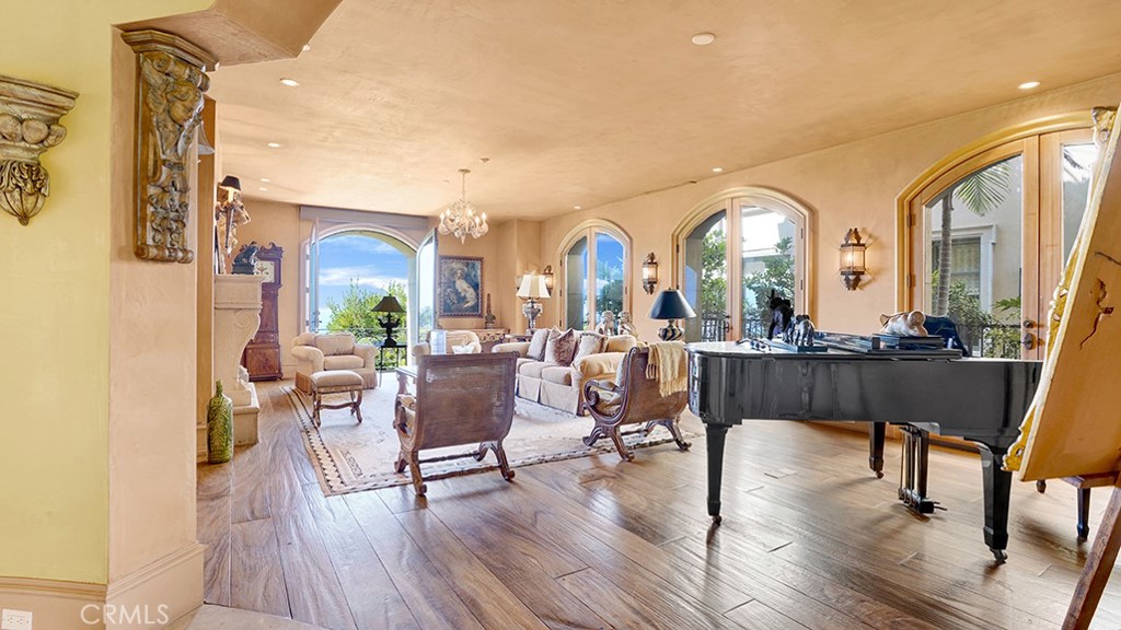 Ritz Cove (RC) - Residential