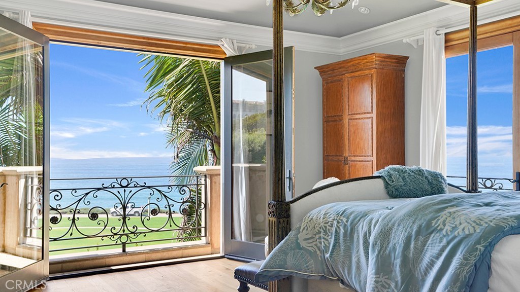 Ritz Cove (RC) - Residential