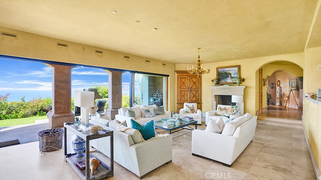 Ritz Cove (RC) - Residential