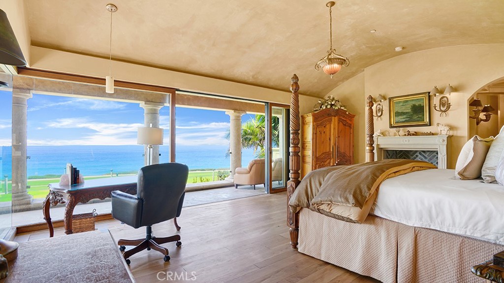 Ritz Cove (RC) - Residential
