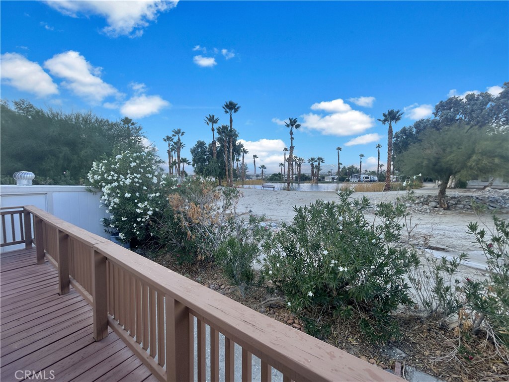 16400 Bubbling Wells 76