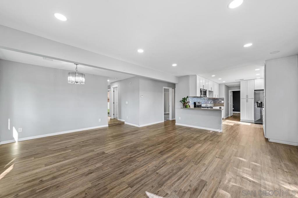 1395 S Somermont Dr.